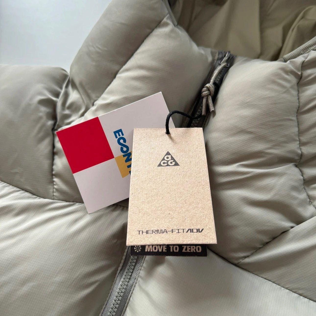 Nike ACG waterproof puffer jacket zoom view